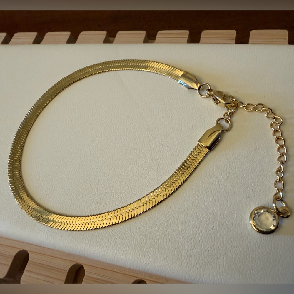 Gold Herringbone Bracelet or Anklet with Adjustable Extender, Like New - Picture 3 of 9